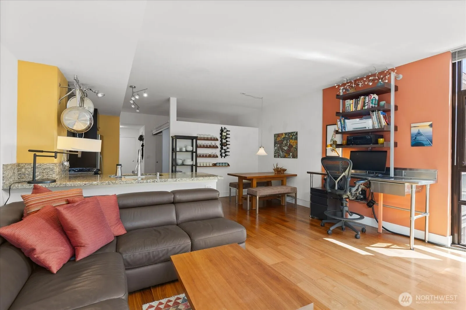 2911 2nd Avenue #517