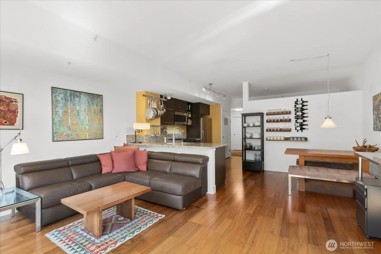 Property photo for 2911 2nd Avenue #517, Seattle photo 4