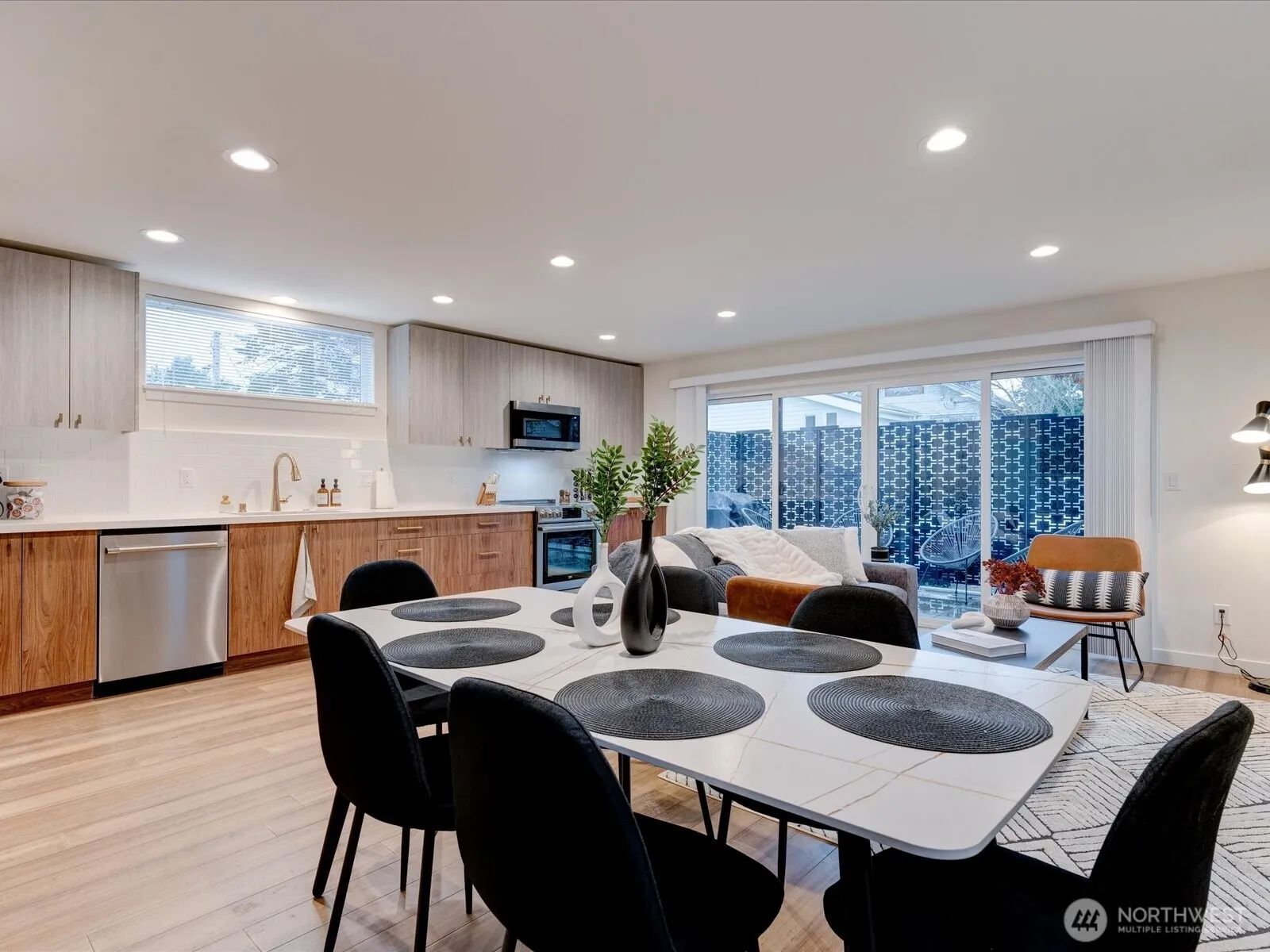 Property photo for 7507 Latona Avenue Ne, Seattle photo 5