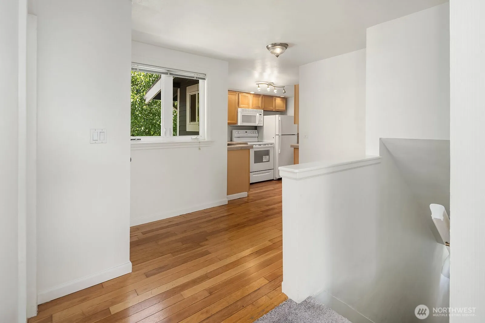Property photo for 5444 Kirkwood Place N, Seattle photo 4