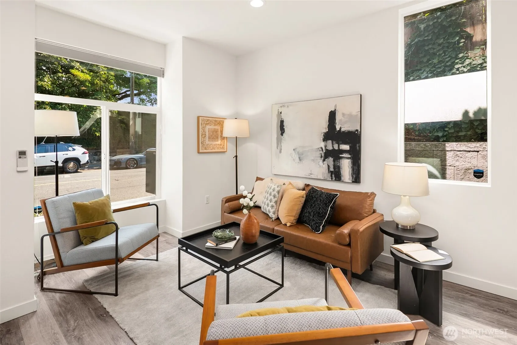 Property photo for 4919 Meridian Avenue N, Seattle photo 5