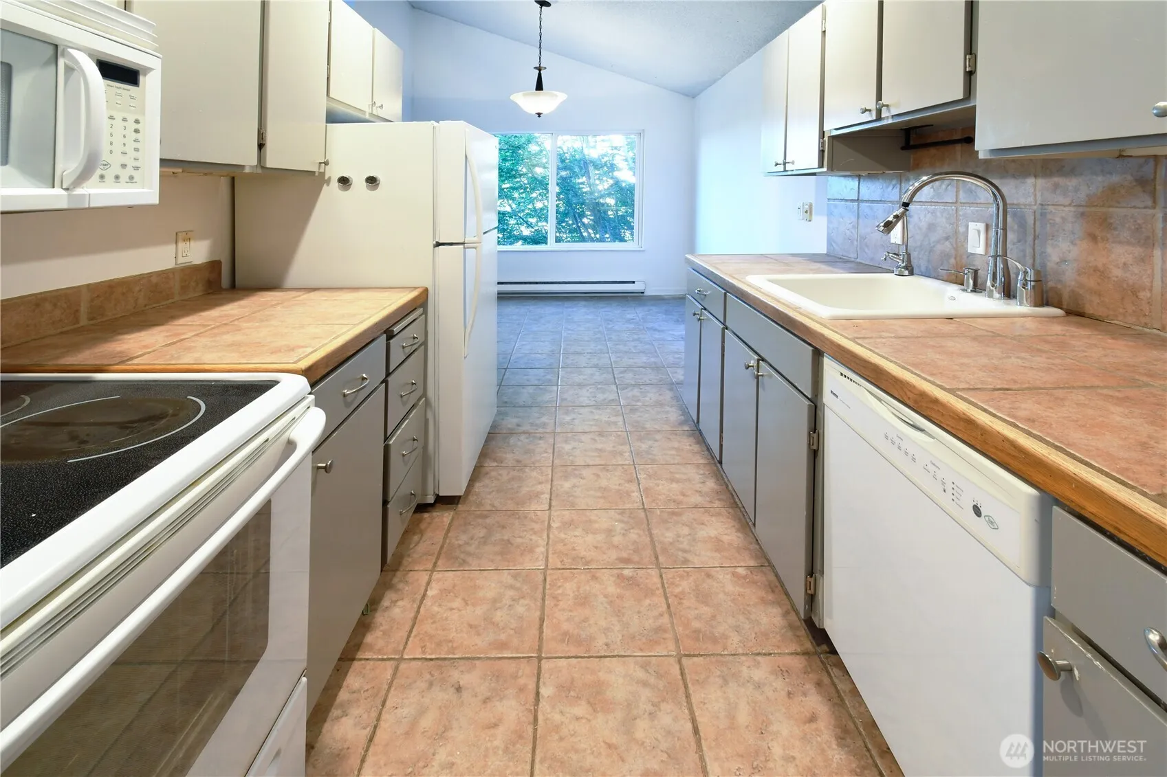 Property photo for 7924 212th Street Sw #313, Edmonds photo 4
