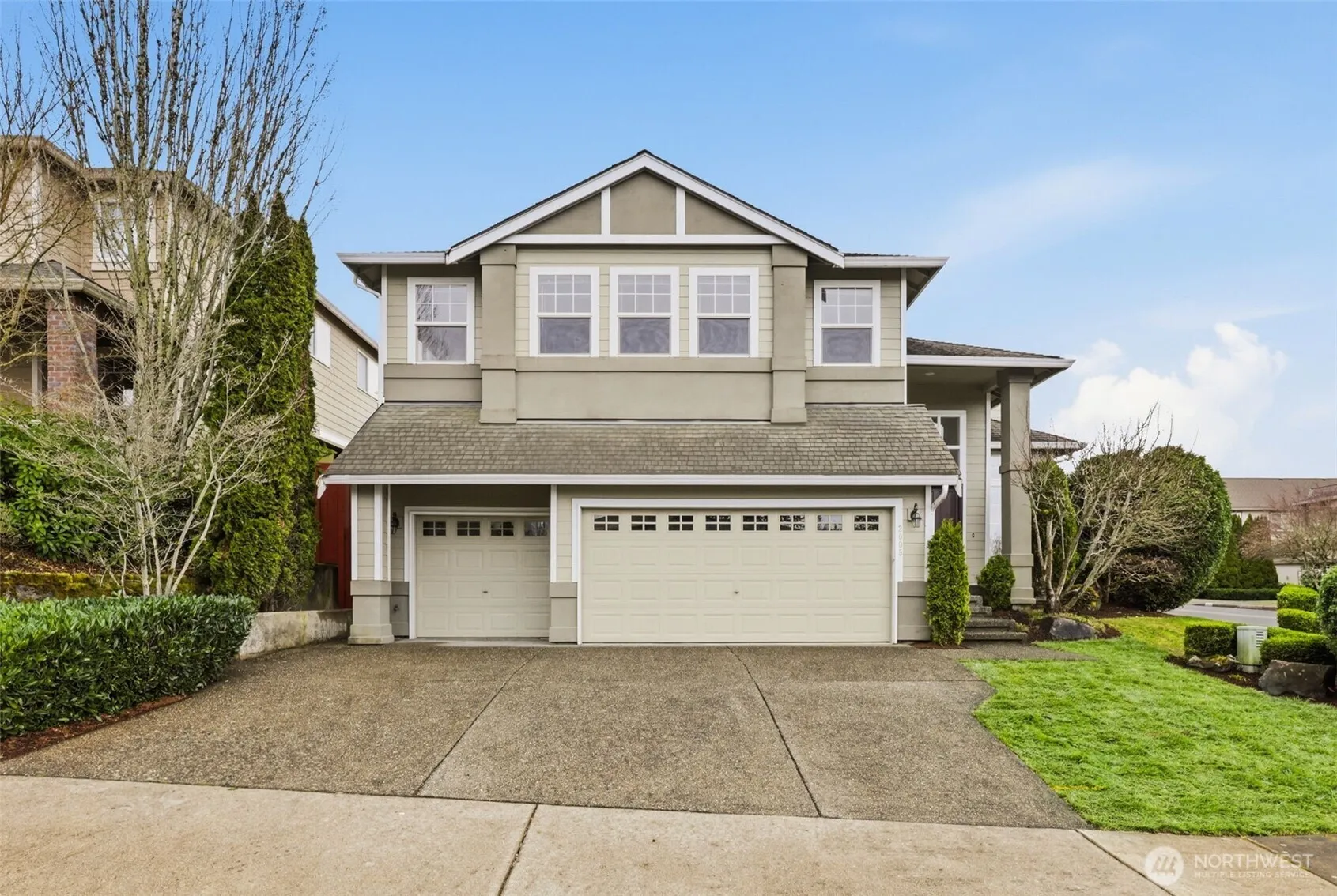 Property photo for 2005 Ne 35th Place, Renton