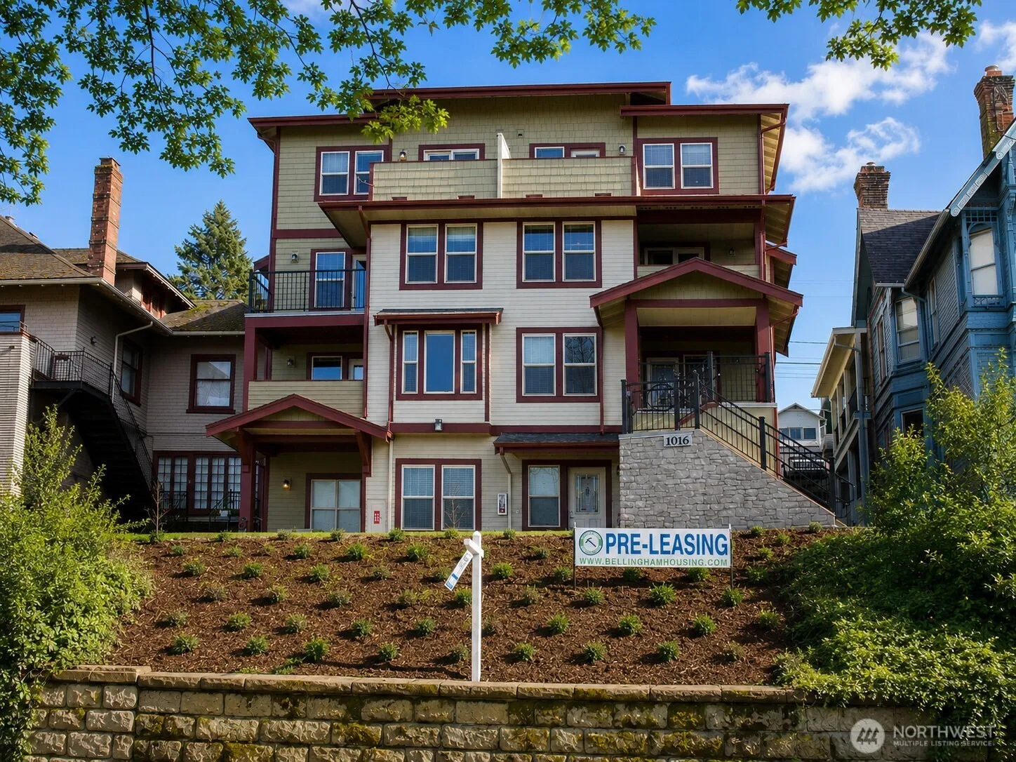 Property photo for 1016 N Garden Street #301, Bellingham photo 2