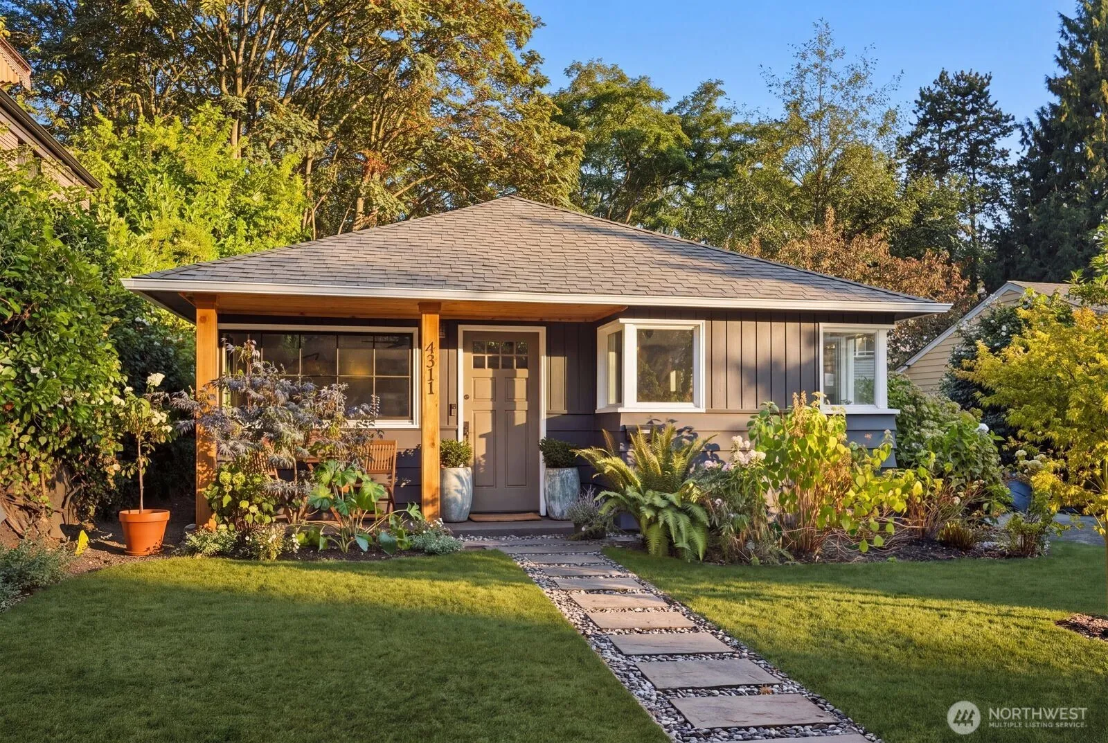 Property photo for 4311 Ne 55th Street, Seattle