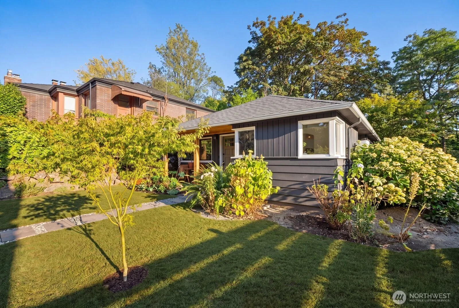 Property photo for 4311 Ne 55th Street, Seattle photo 4