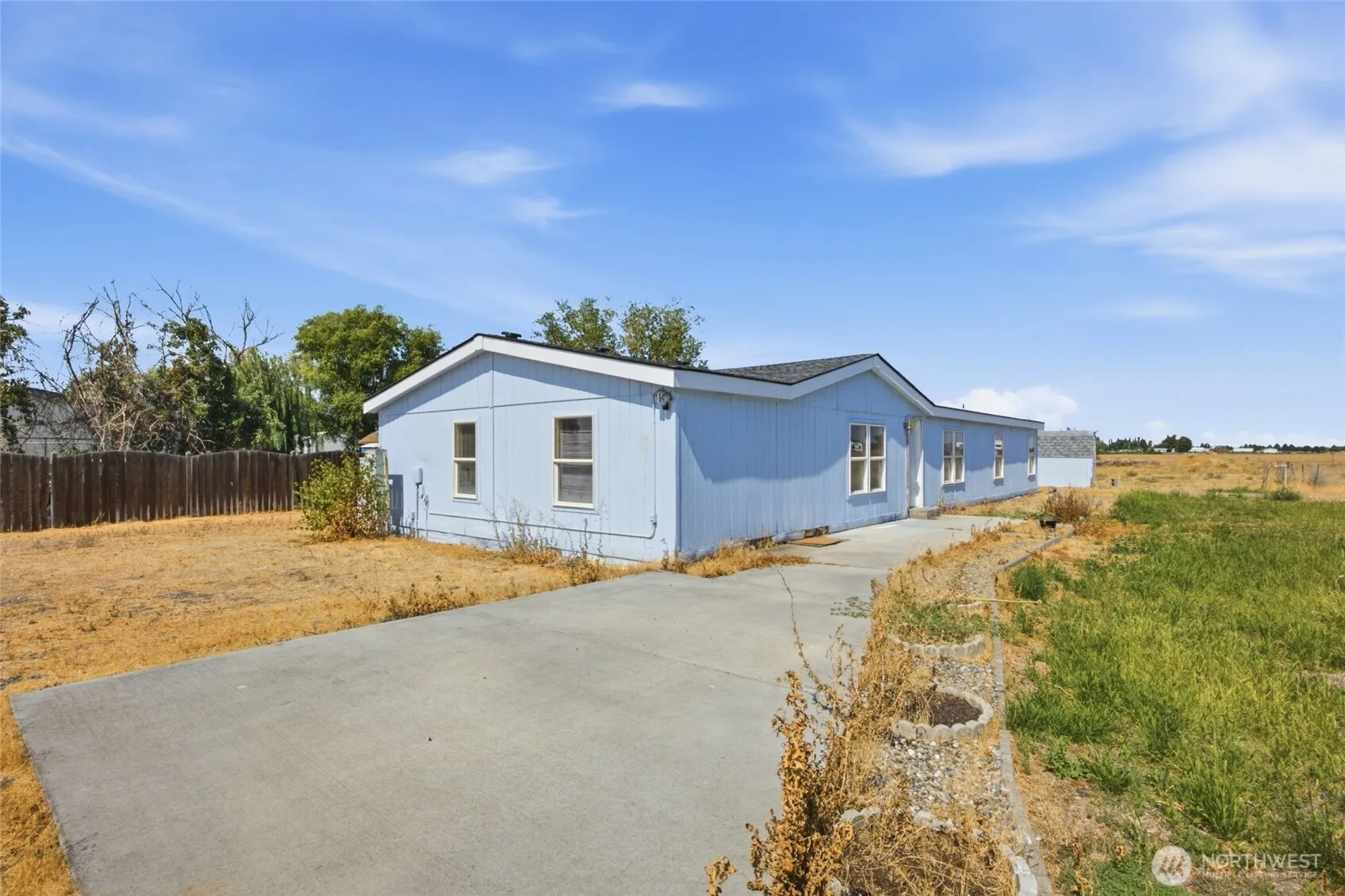 Property photo for 6102 Road 3 Ne, Moses Lake photo 4