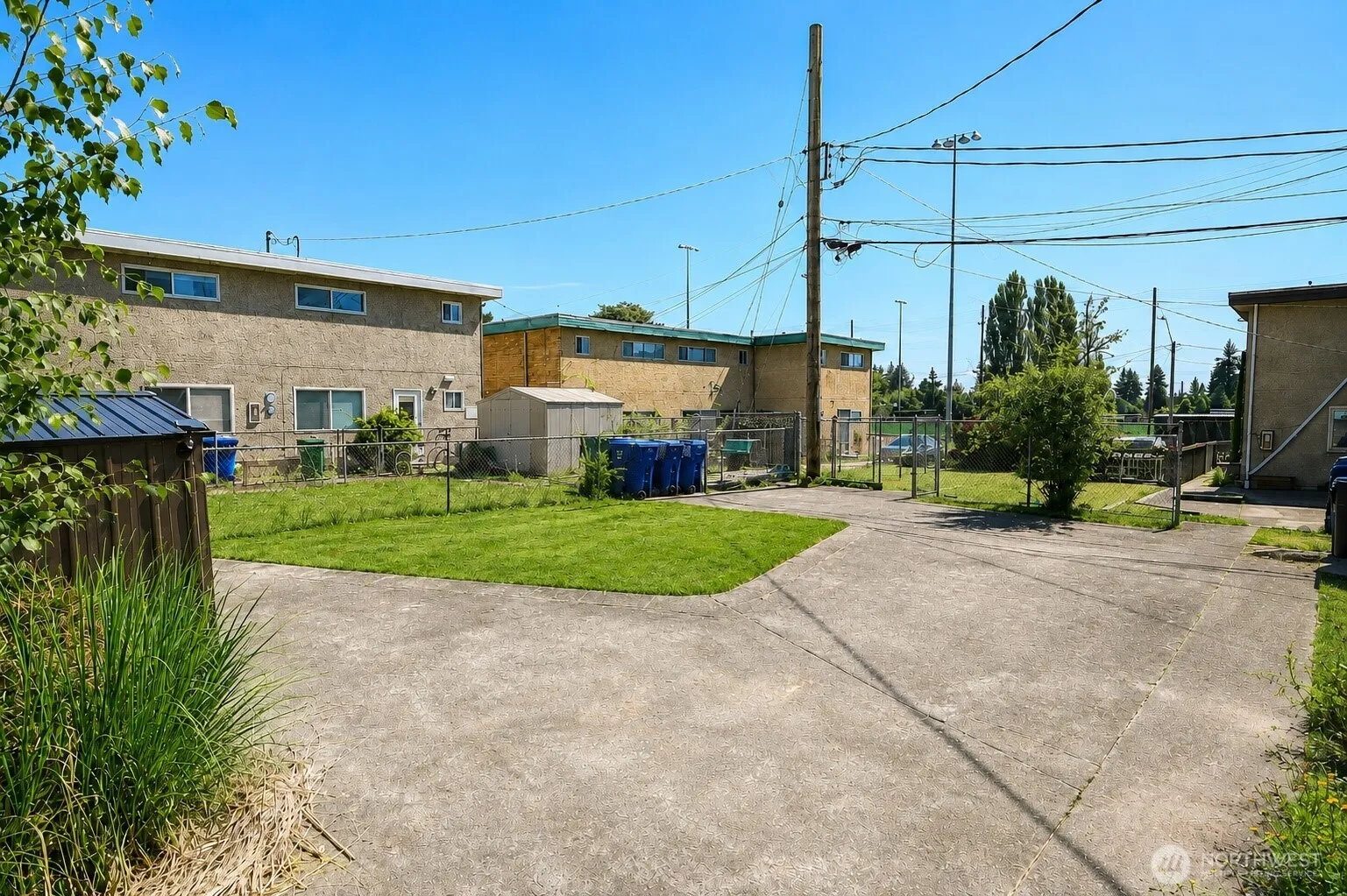 Property photo for 9208 Ashworth Avenue N, Seattle photo 2