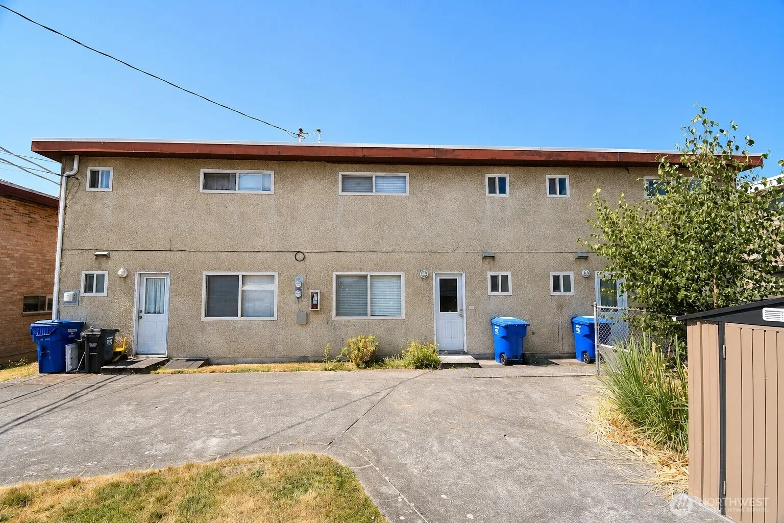 Property photo for 9208 Ashworth Avenue N, Seattle photo 3