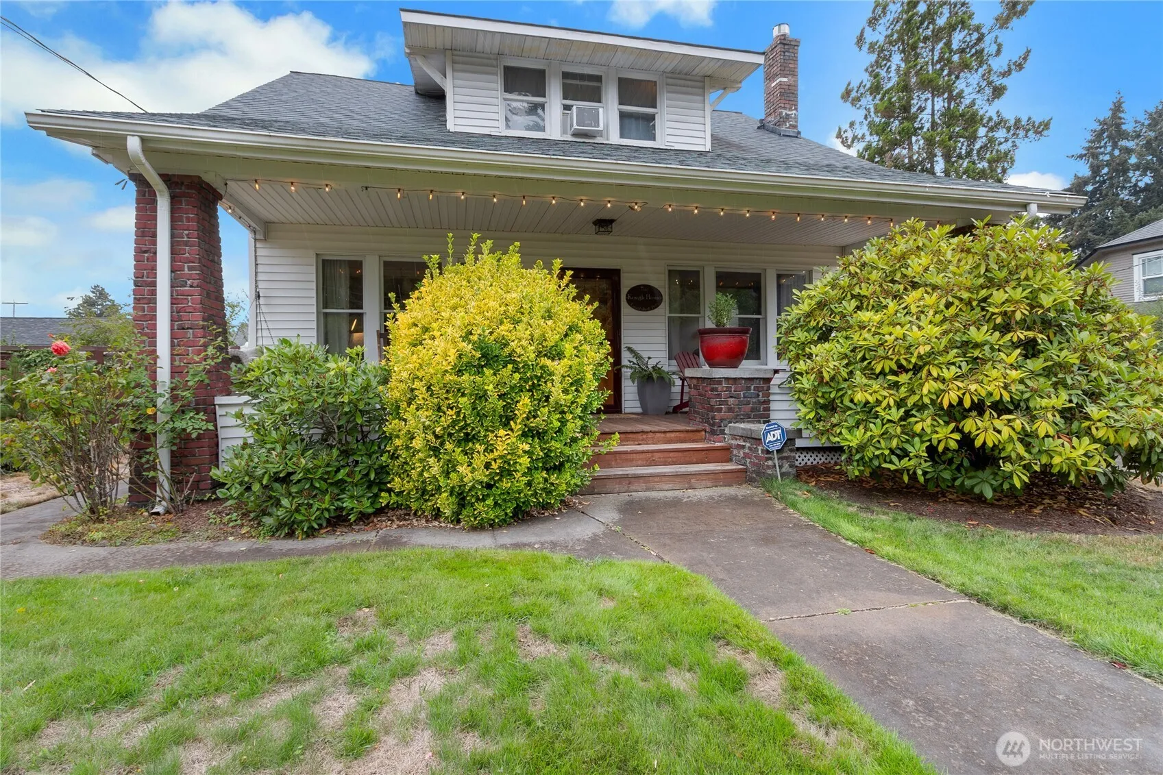 Property photo for 508 5th Street Ne, Puyallup