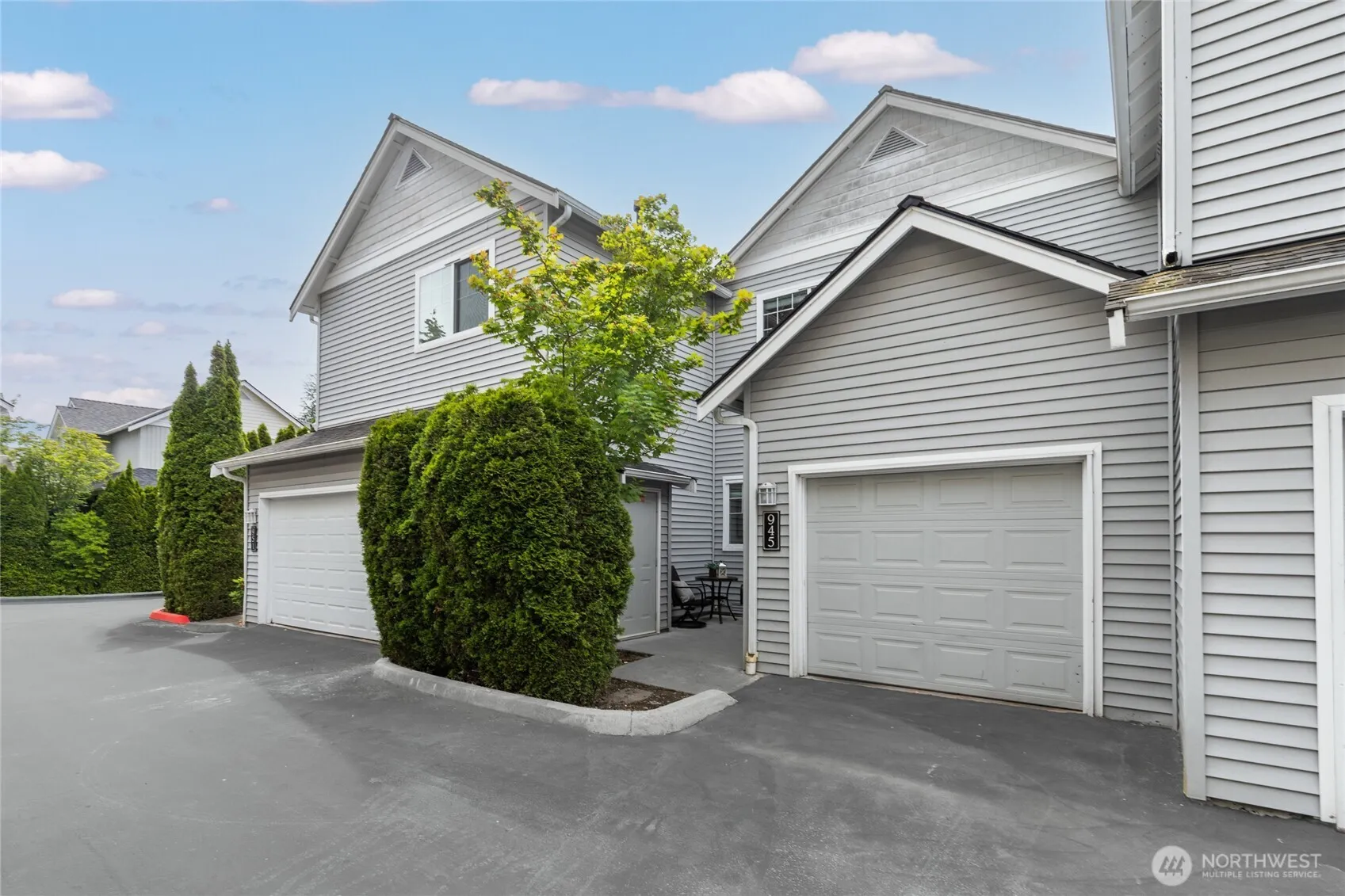 Property photo for 945 232nd Place Ne #945, Sammamish photo 2