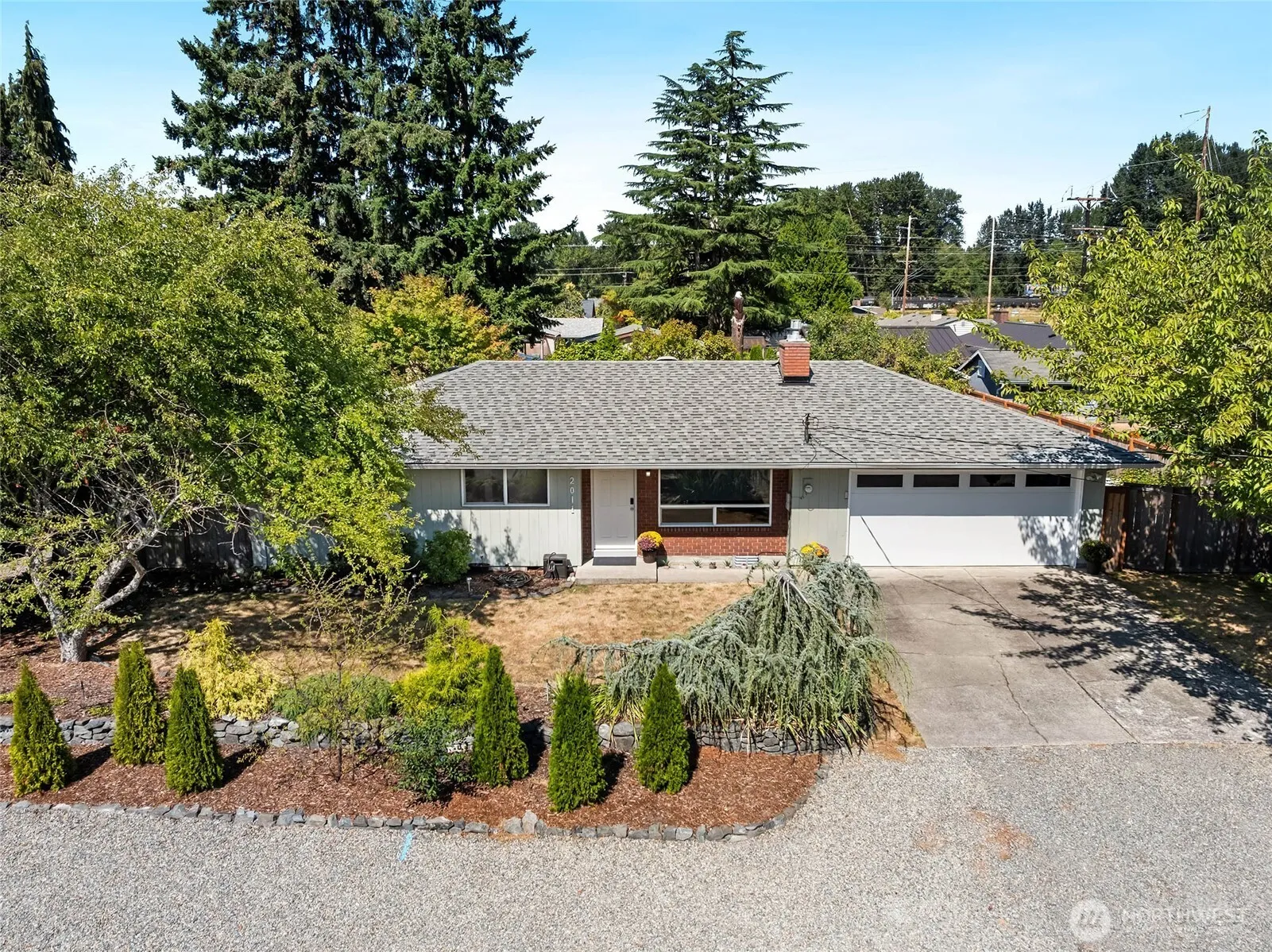Property photo for 2011 8th Avenue Se, Puyallup