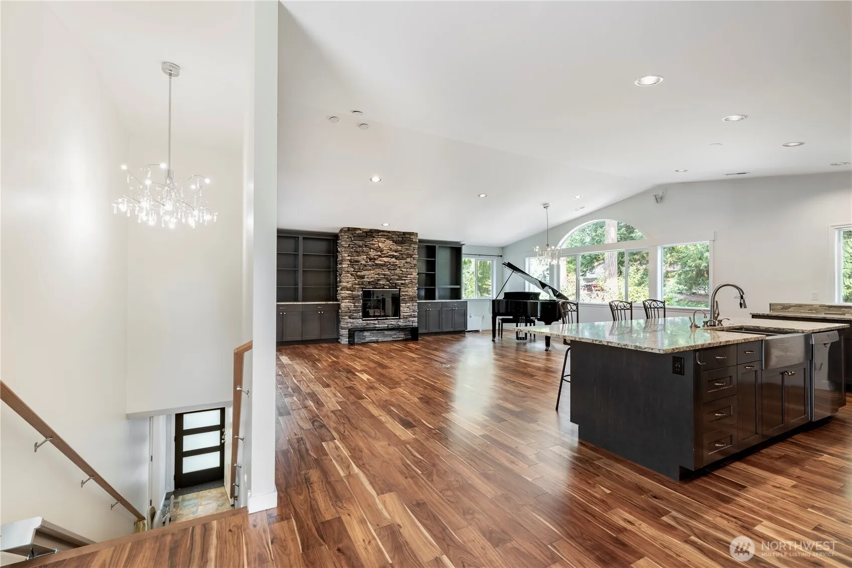 Property photo for 11633 Ne 92nd Street, Kirkland photo 5