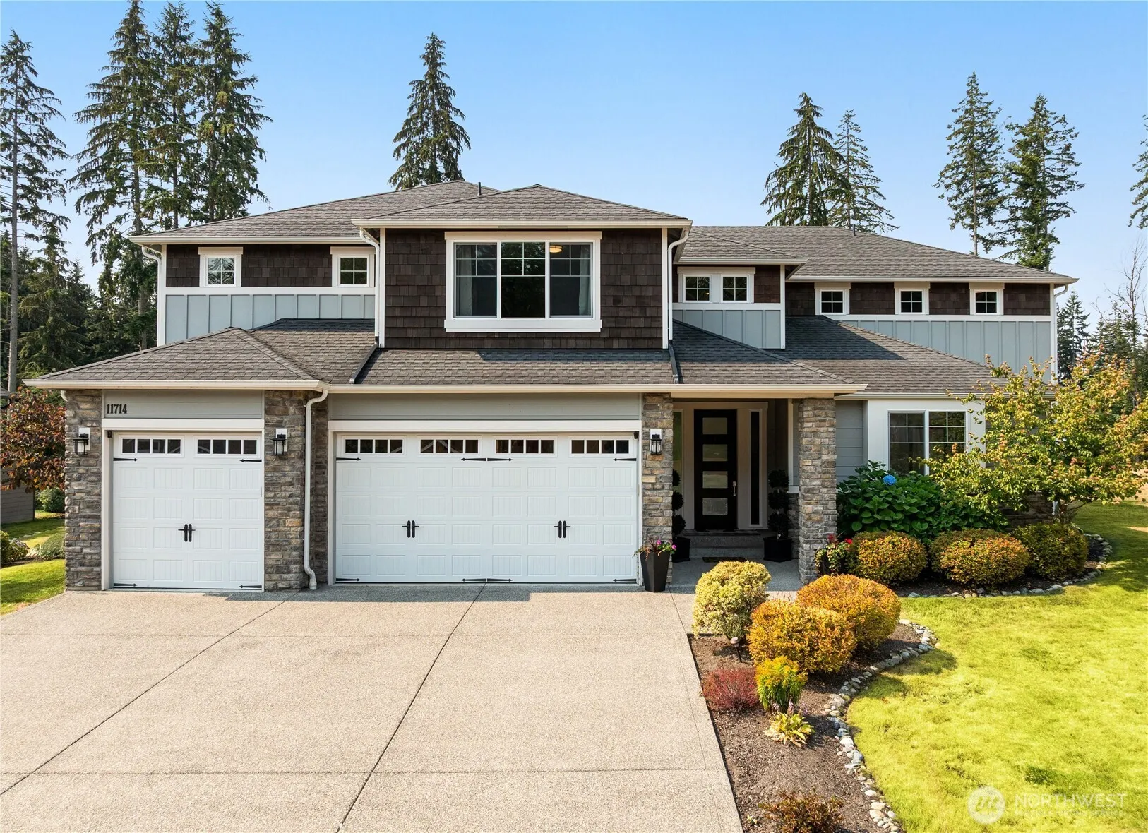 Property photo for 11714 137th Drive Ne, Lake Stevens