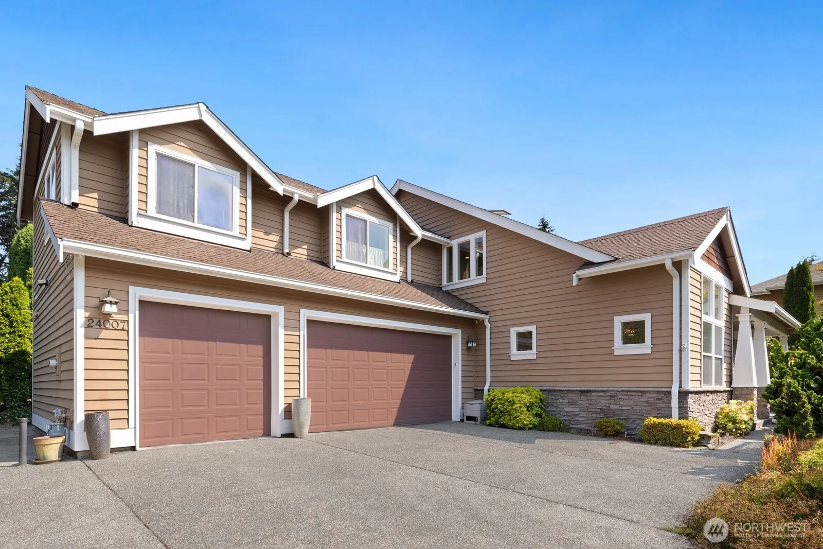 Property photo for 24007 76th Avenue W, Edmonds