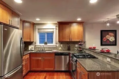 Property photo for 1410 N 55th Street, Seattle photo 2