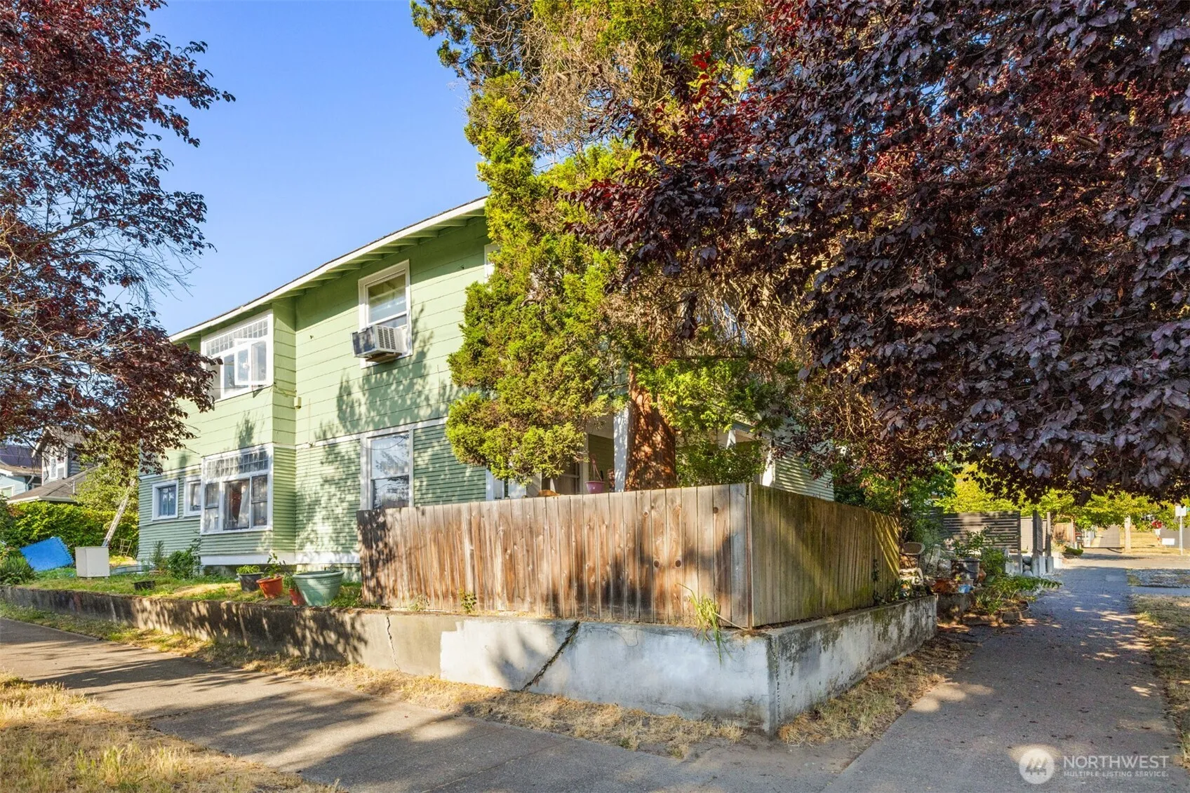 Property photo for 618 Nw 58th Street, Seattle photo 2