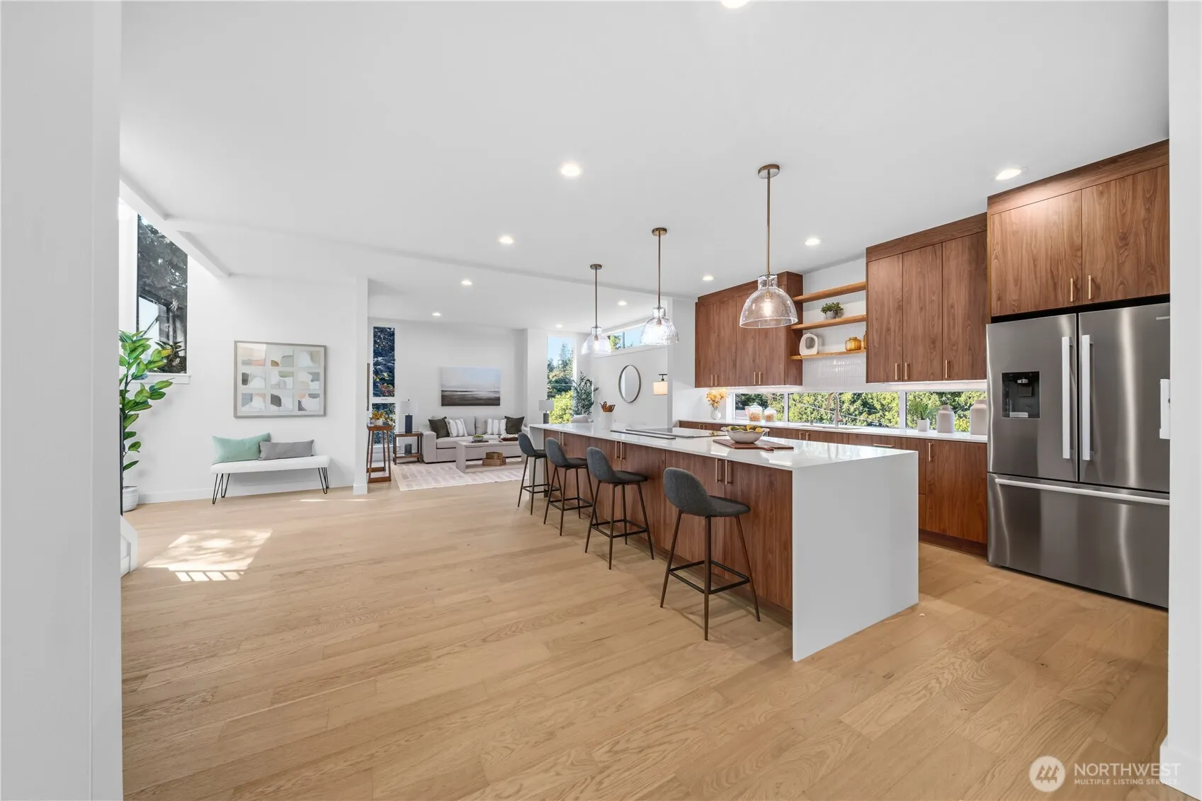 Property photo for 14342 Bagley Avenue N, Seattle photo 4