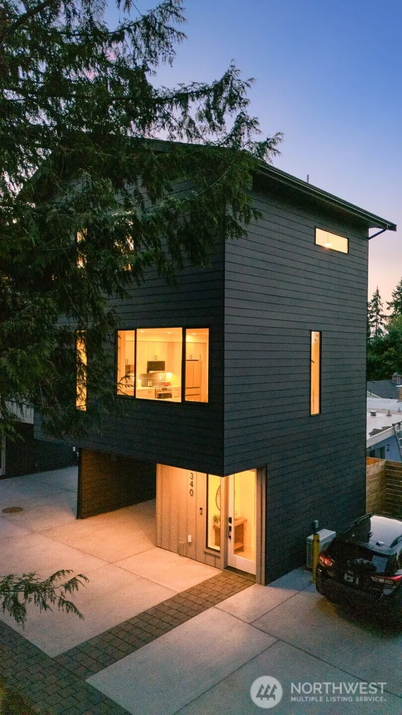 Property photo for 14340 Bagley Avenue N, Seattle photo 2