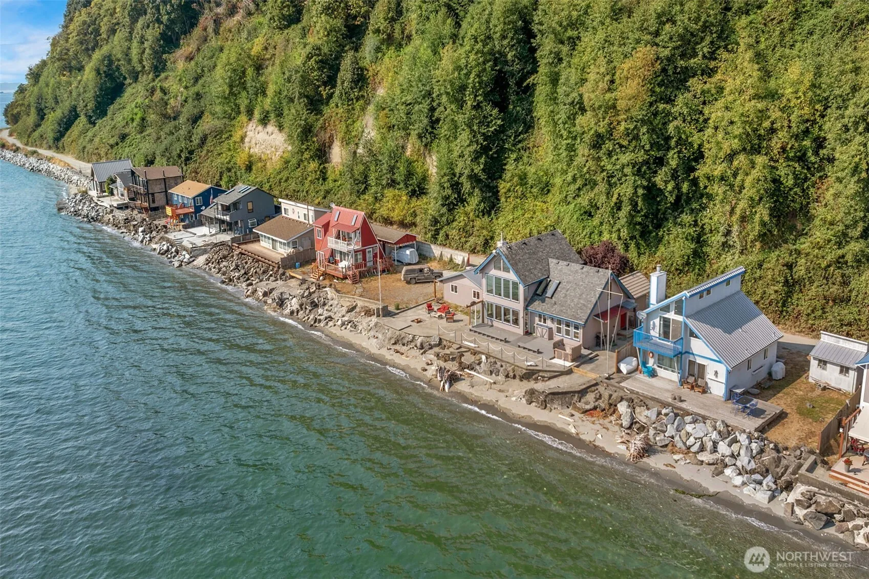 Property photo for 14 S Beach Drive #h, Everett photo 4