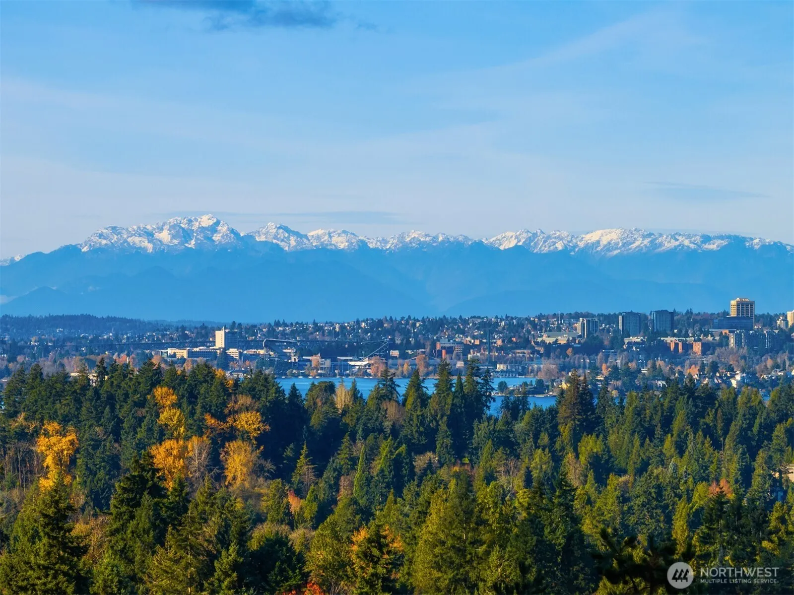 Property photo for 2627 96th Avenue Ne, Clyde Hill