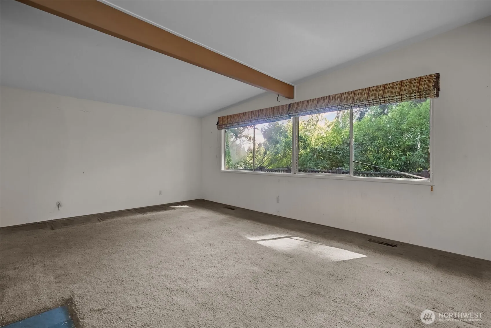 Property photo for 16639 Se 8th Street, Bellevue photo 3