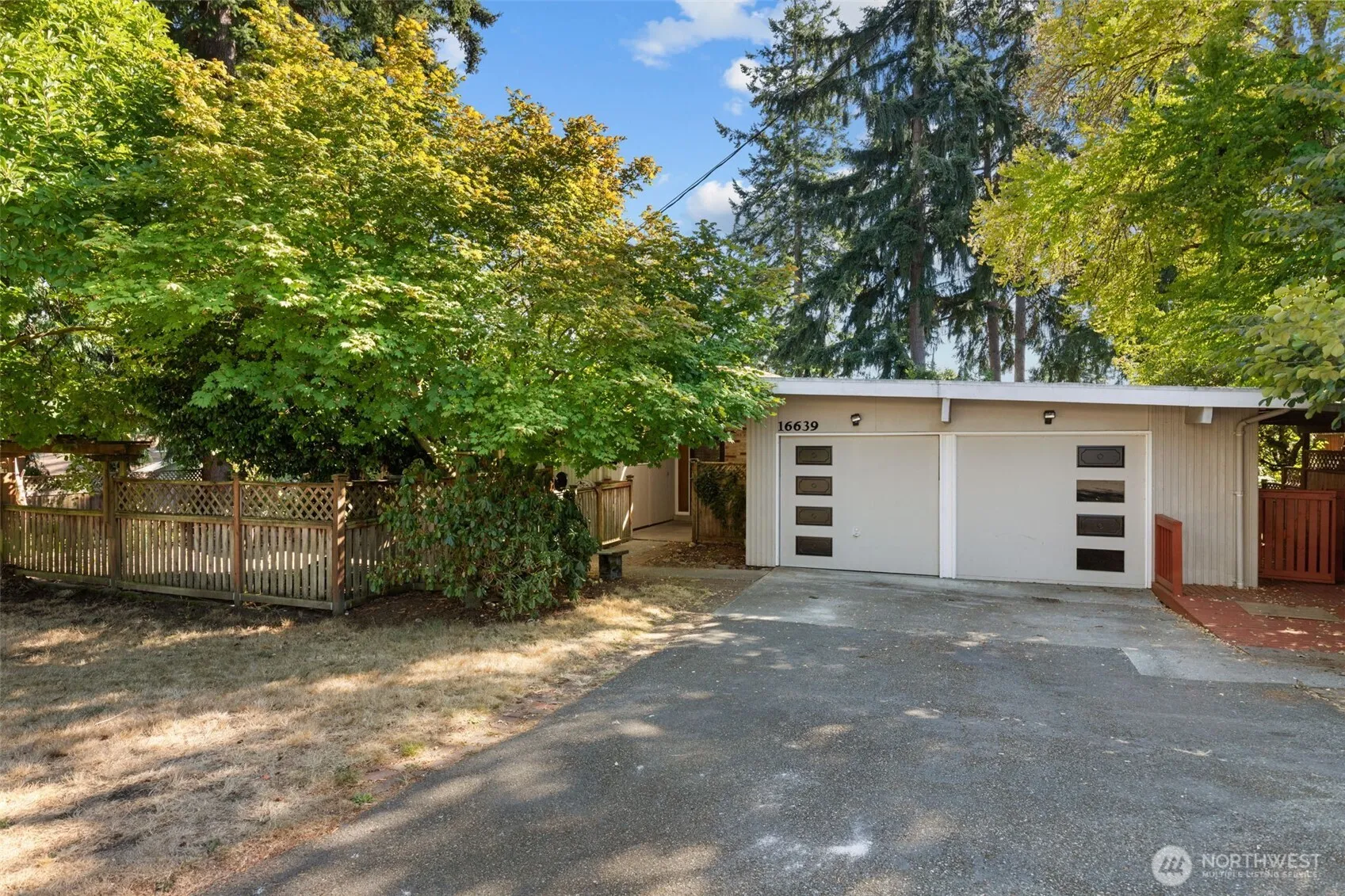Property photo for 16639 Se 8th Street, Bellevue