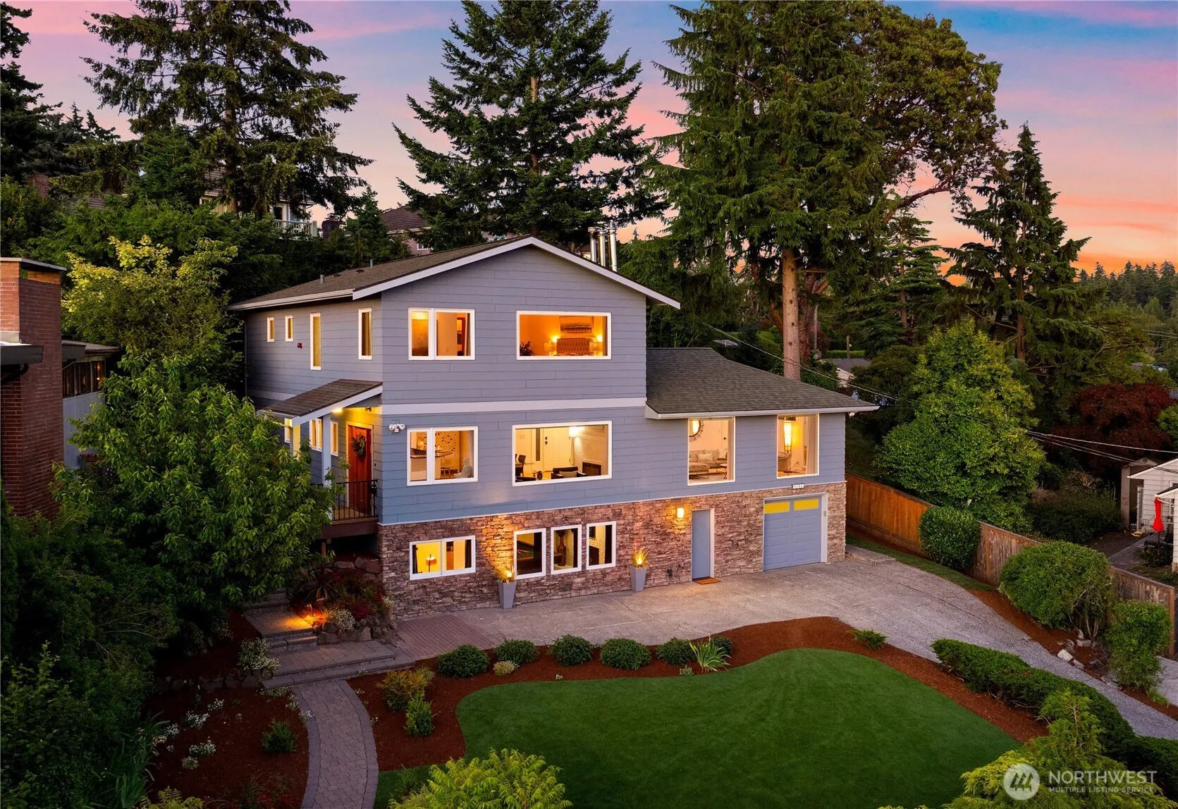Property photo for 12112 25th Ave Sw, Burien