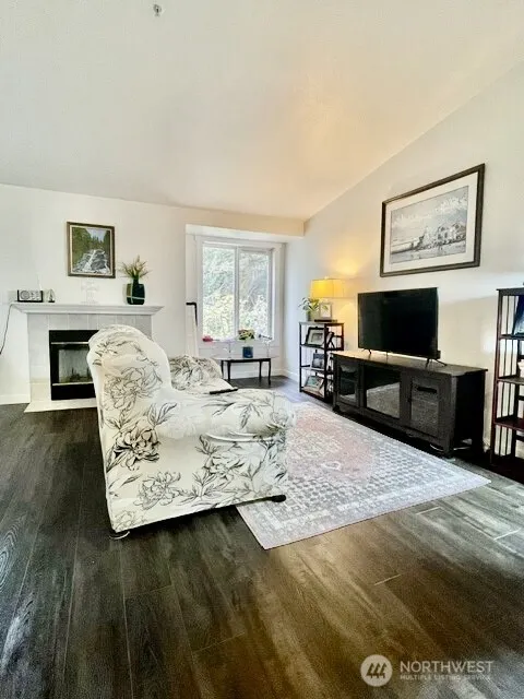 Property photo for 11002 Se Petrovitsky Rd #i-203, Renton