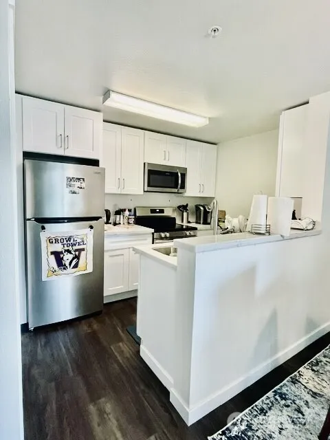 Property photo for 11002 Se Petrovitsky Rd #i-203, Renton photo 4