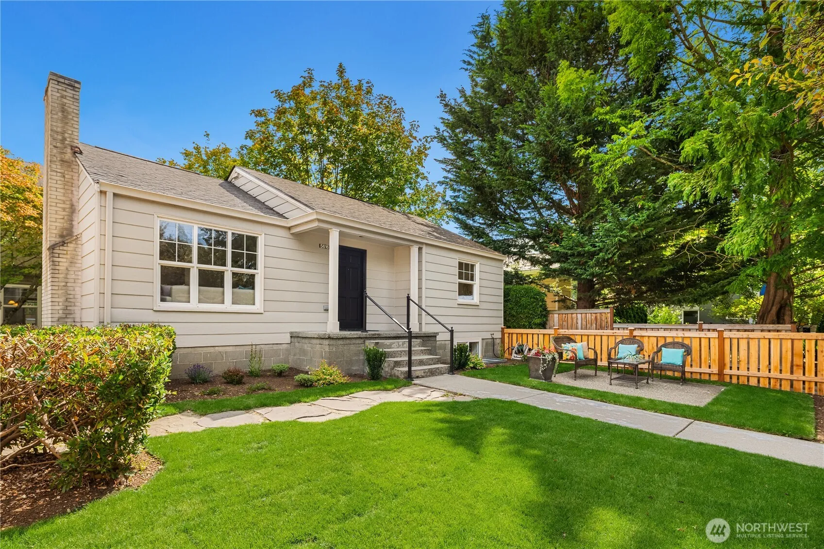 Property photo for 5616 Fauntleroy Way Sw, Seattle