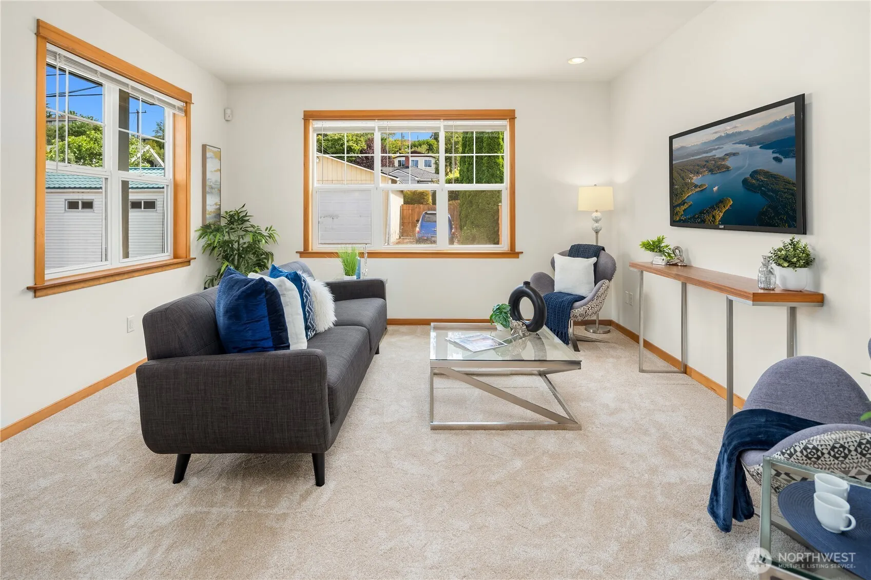 Property photo for 5614 Fauntleroy Way Sw #a, Seattle photo 2