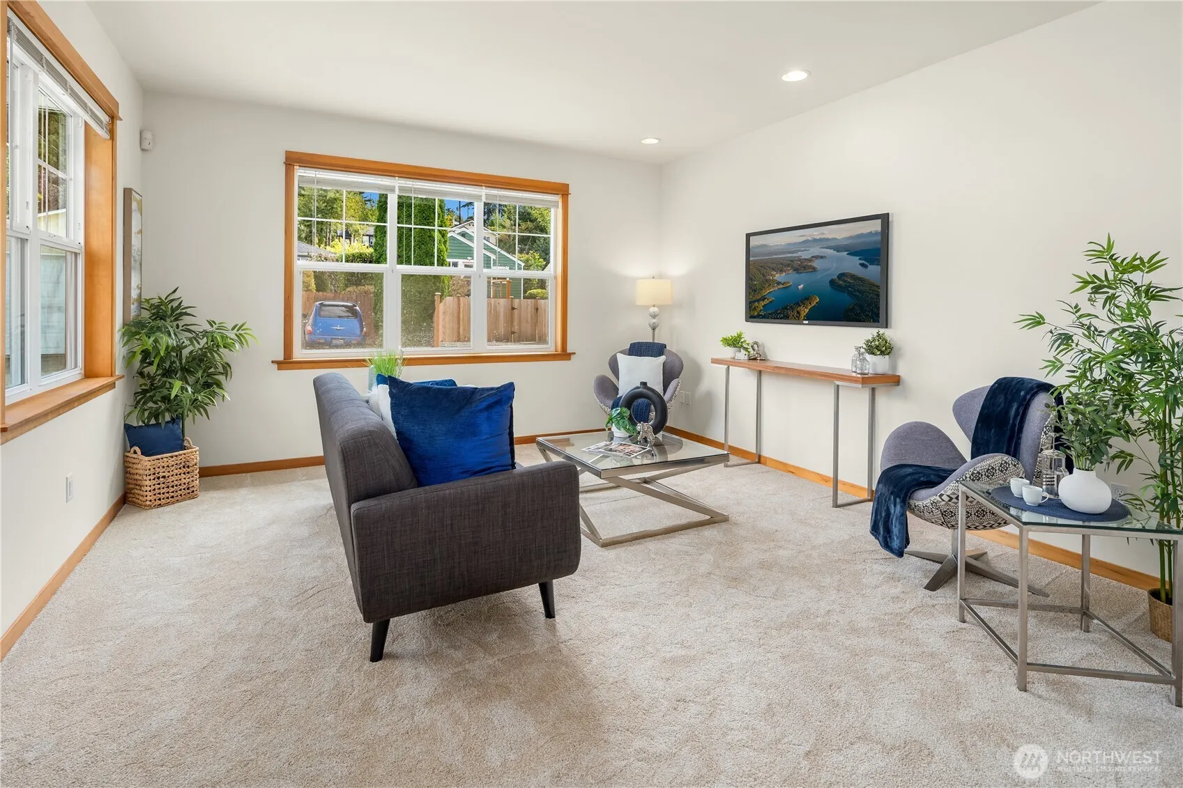 Property photo for 5614 Fauntleroy Way Sw, Seattle photo 3