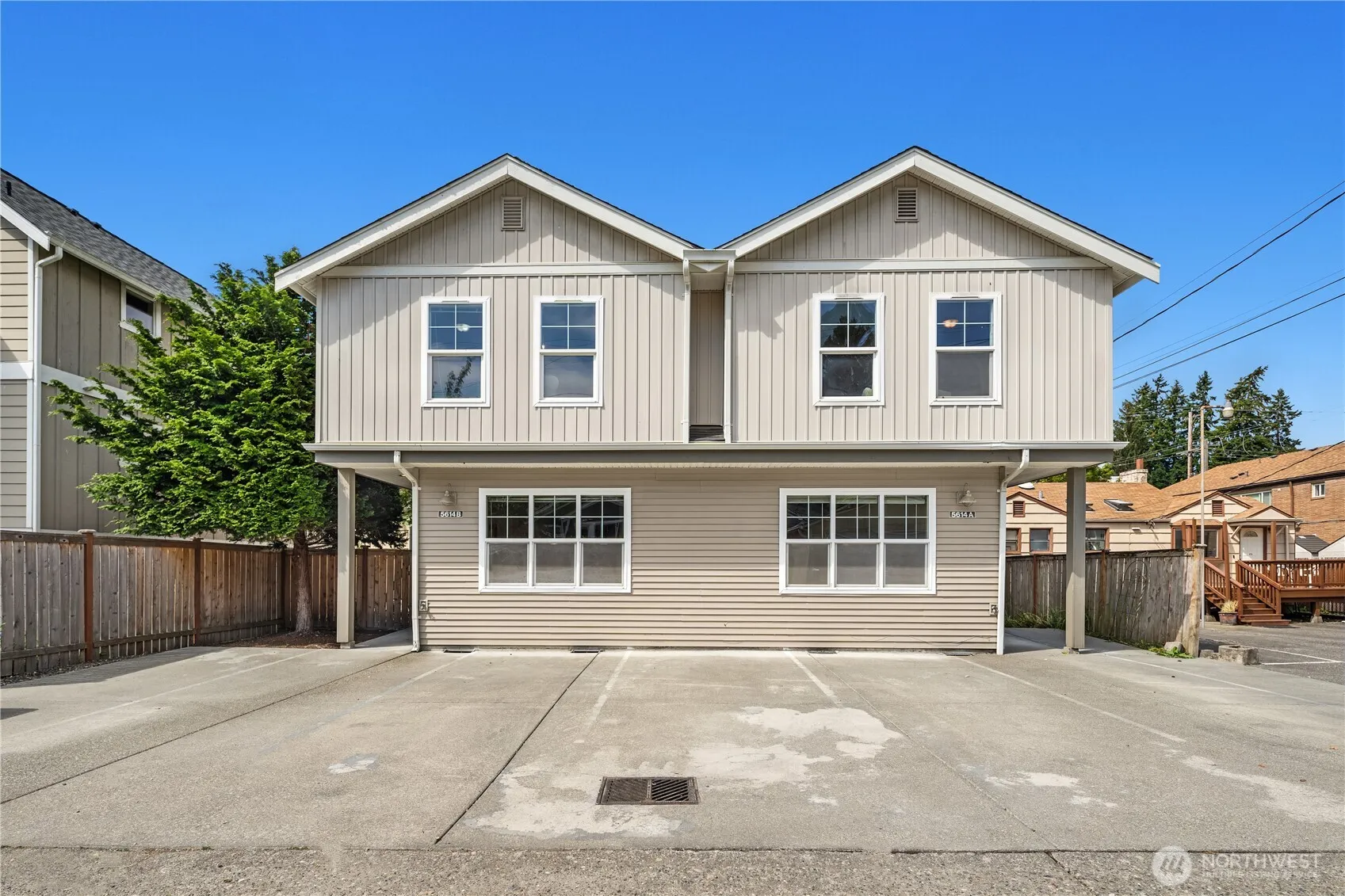 Property photo for 5614 Fauntleroy Way Sw, Seattle
