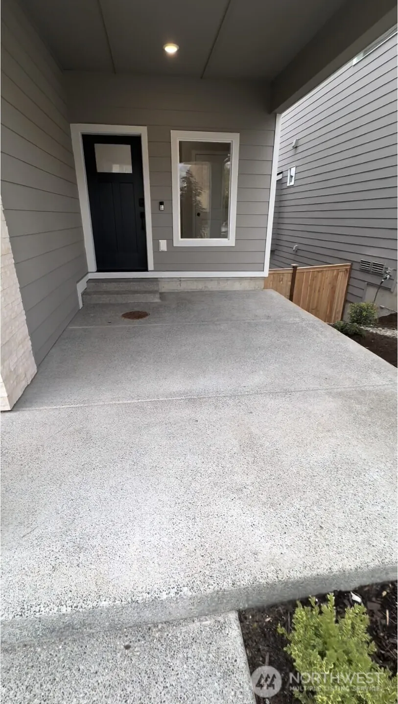 Property photo for 5162 86th Ave Ne, Marysville photo 3