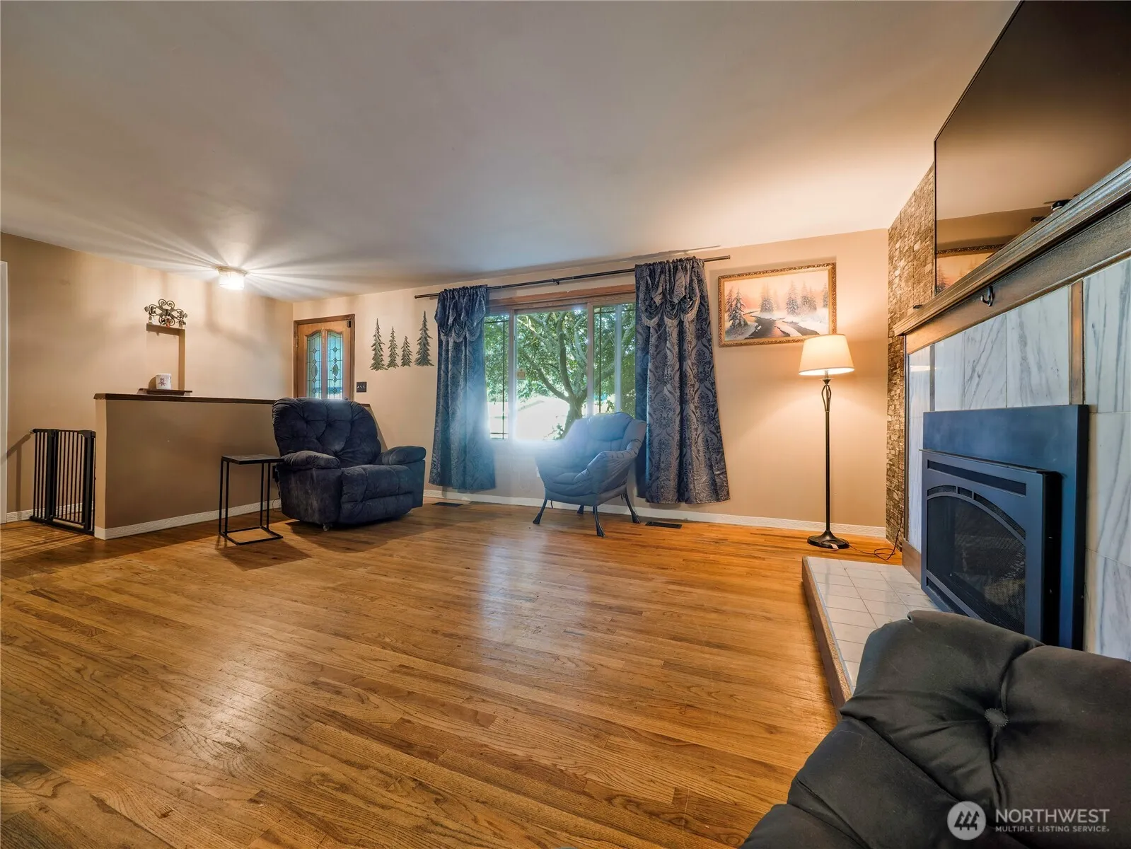 Property photo for 30443 3rd Avenue S, Federal Way photo 5