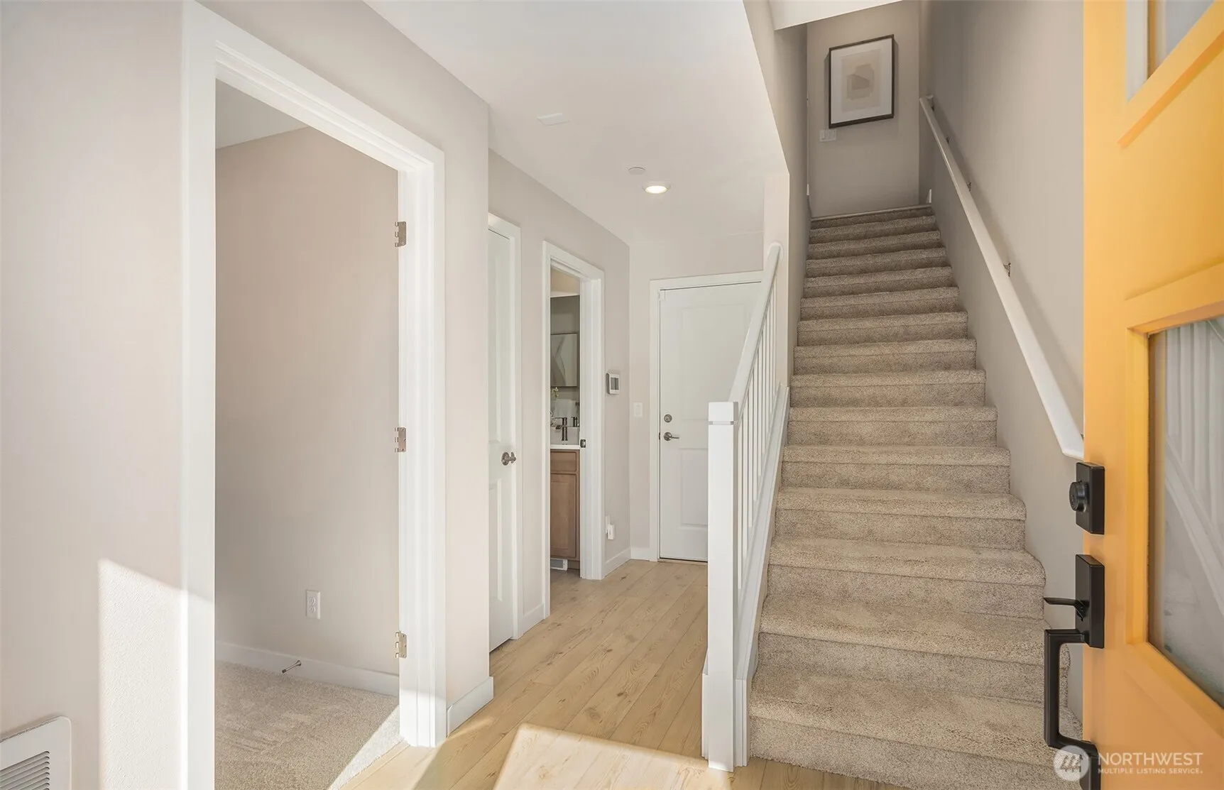 Property photo for 26536 Ne 143rd Circle Ne #32-b, Duvall photo 2