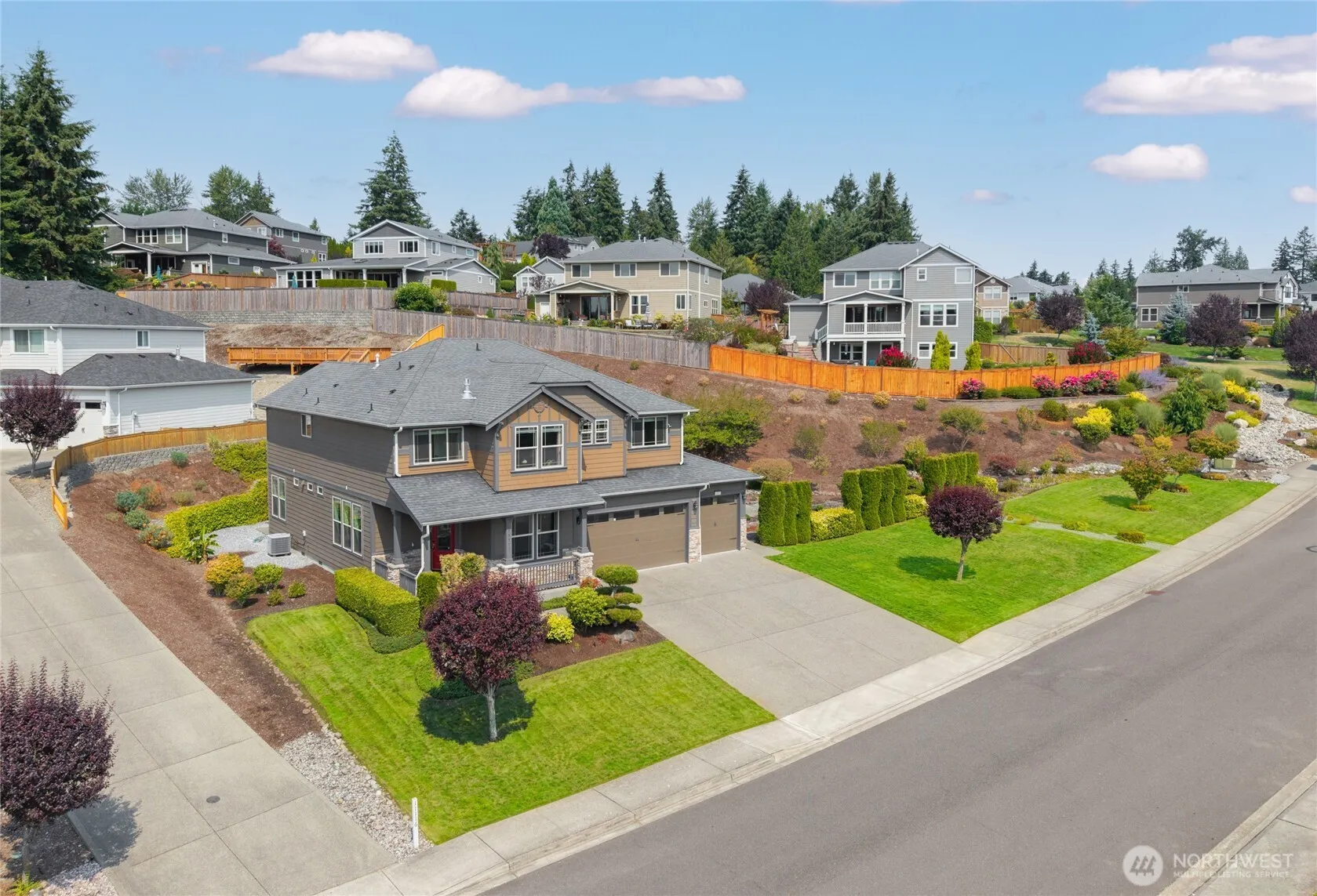 Property photo for 11112 Shawnee Rd E, Puyallup photo 2