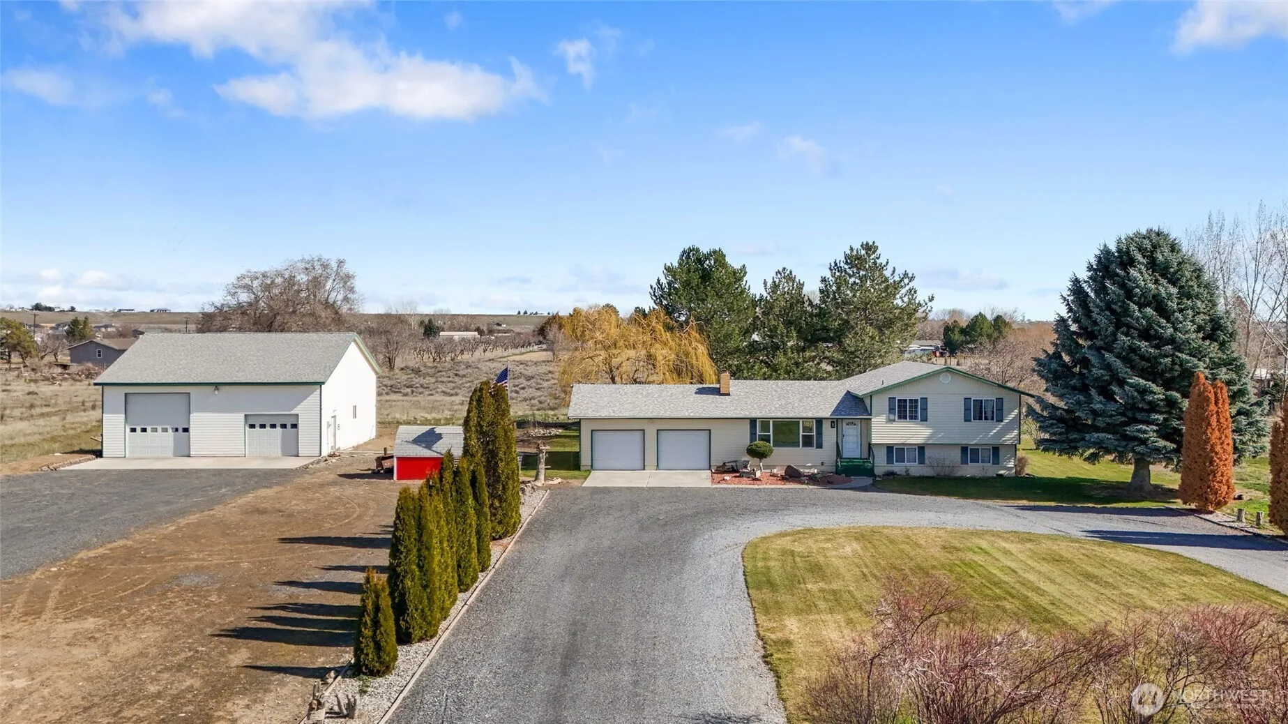 Property photo for 6919 D.5 Road Ne, Moses Lake