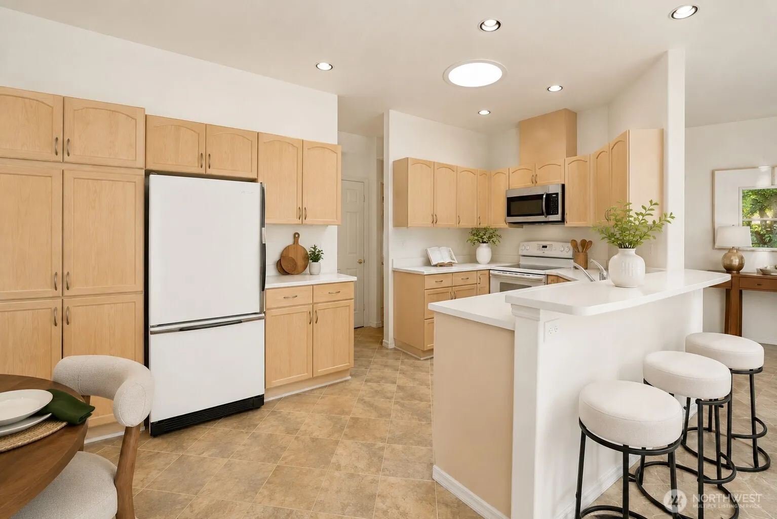 Property photo for 8816 71st Street Ct Sw, Lakewood photo 5