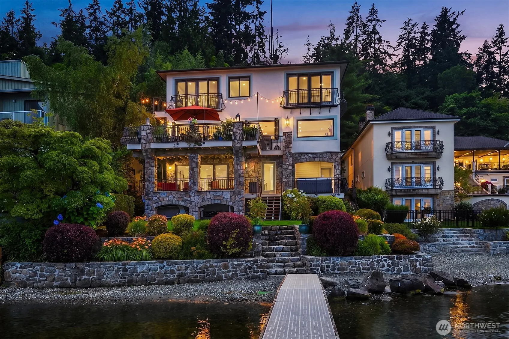 456 W Lake Sammamish Parkway Se