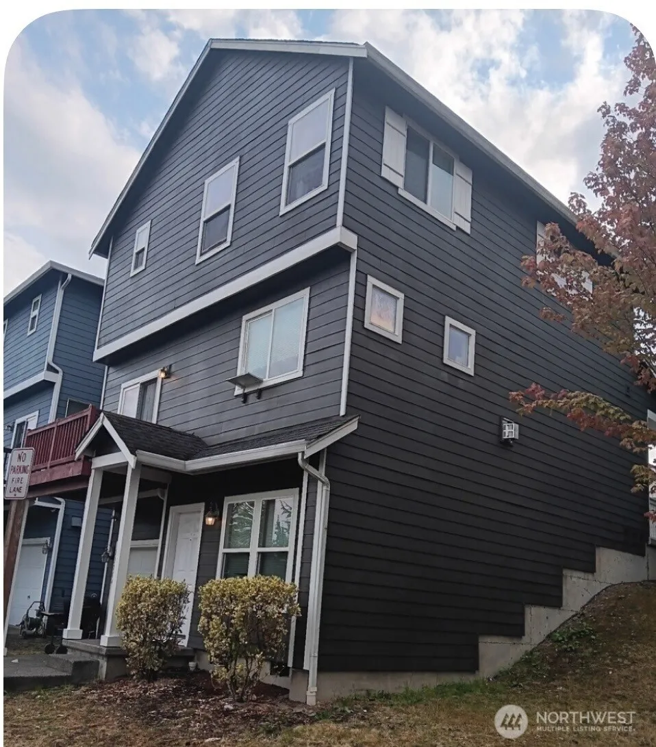 Property photo for 23704 117th Place Se #17, Kent photo 3
