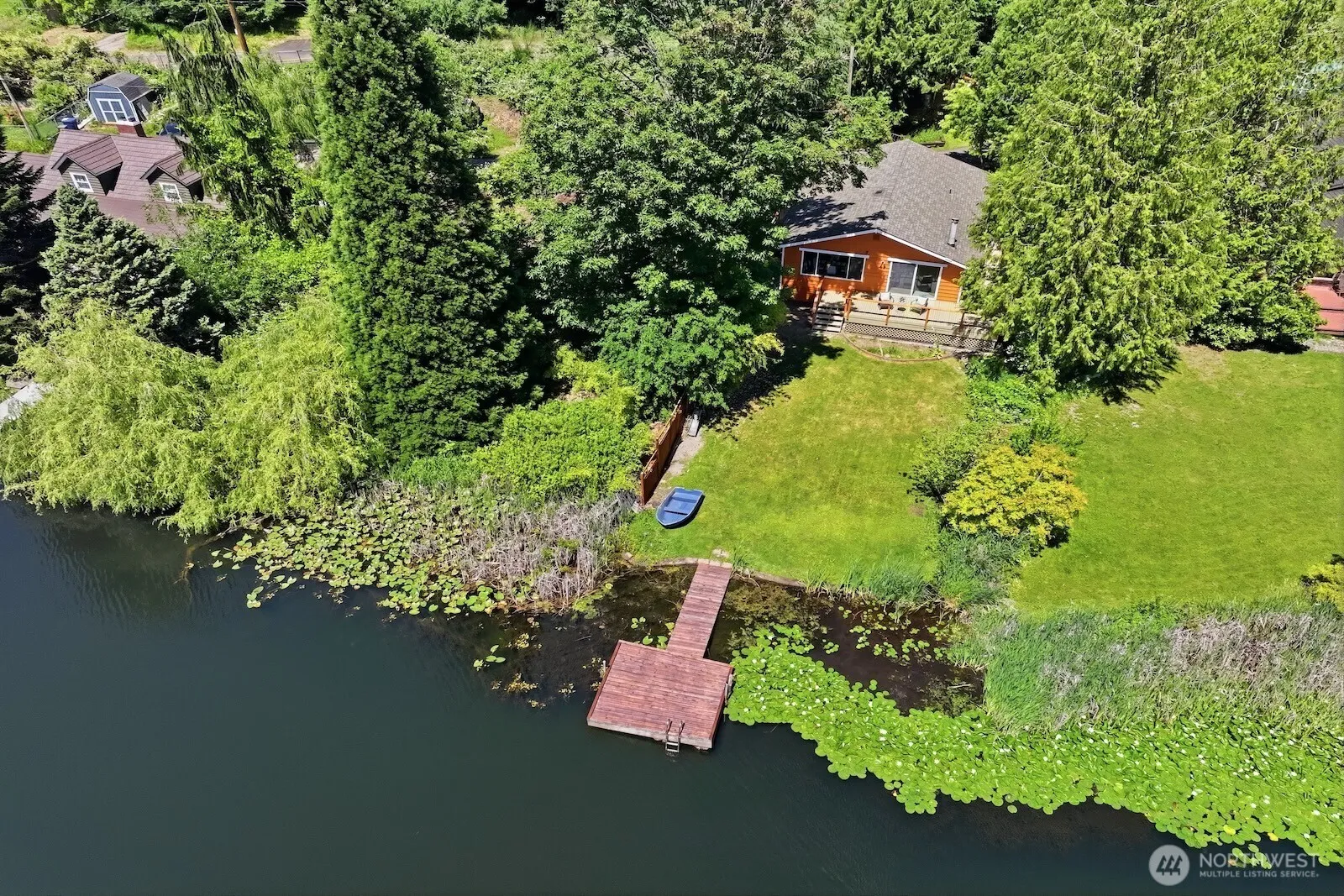 Property photo for 5620 Halls Lake Way, Lynnwood photo 2