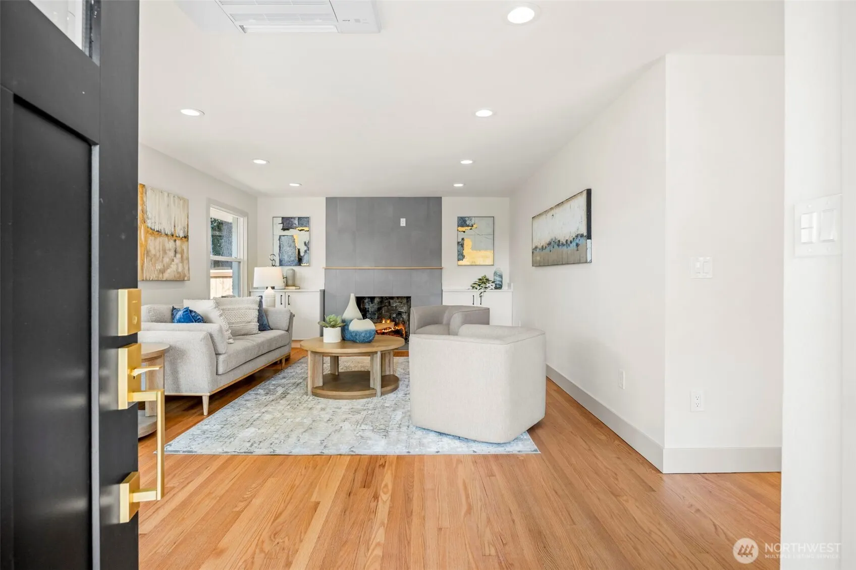 Property photo for 210 N 115th Street, Seattle photo 4