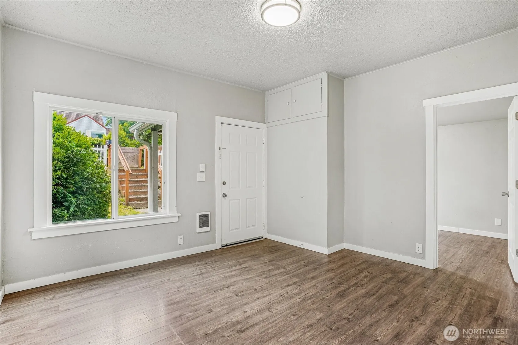 Property photo for 3319 E Grandview Avenue, Tacoma photo 3