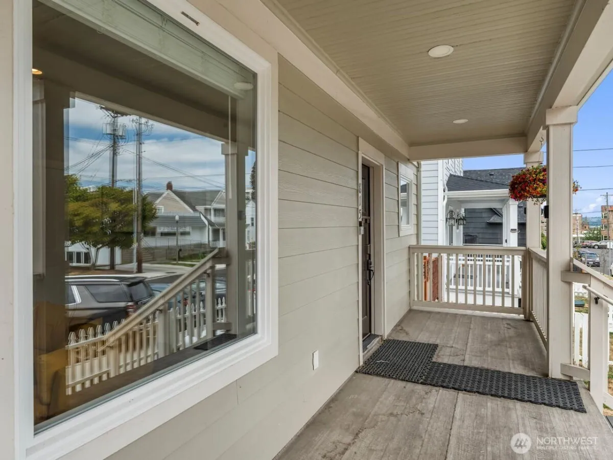 Property photo for 815 N 2nd Street #a, Tacoma photo 4