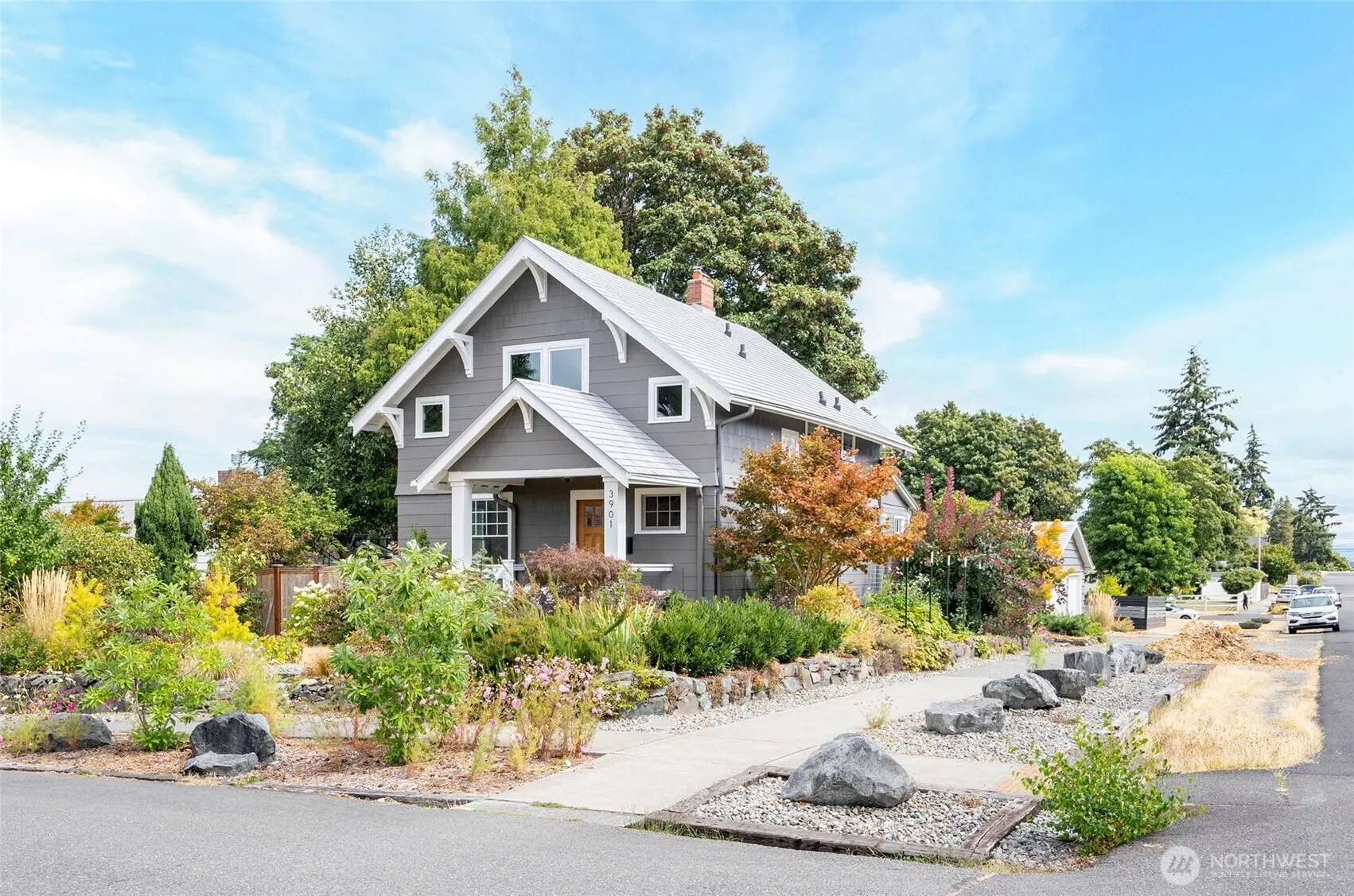 Property photo for 3901 N Mullen Street, Tacoma photo 2