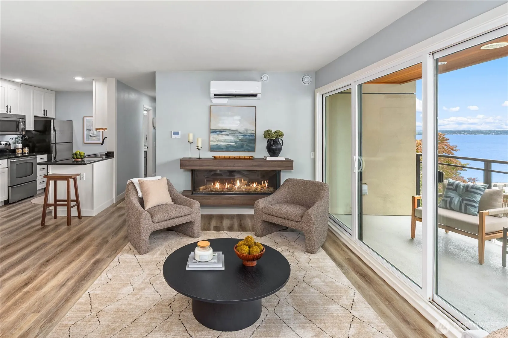 Property photo for 6401 Lake Washington Boulevard Ne #307, Kirkland photo 3