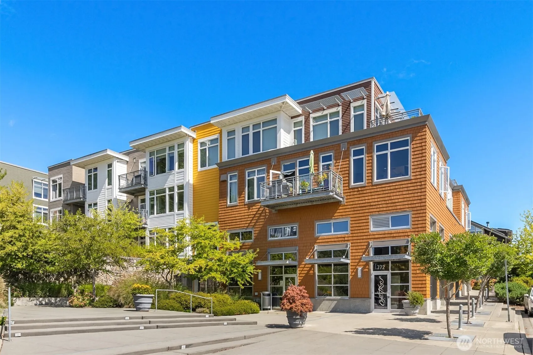 Property photo for 125 Ferncliff Avenue Ne #e242, Bainbridge Island photo 2
