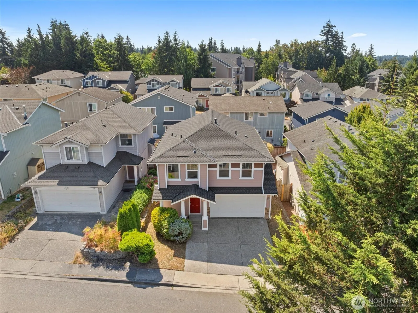 Property photo for 1218 125th Place Sw, Everett photo 2